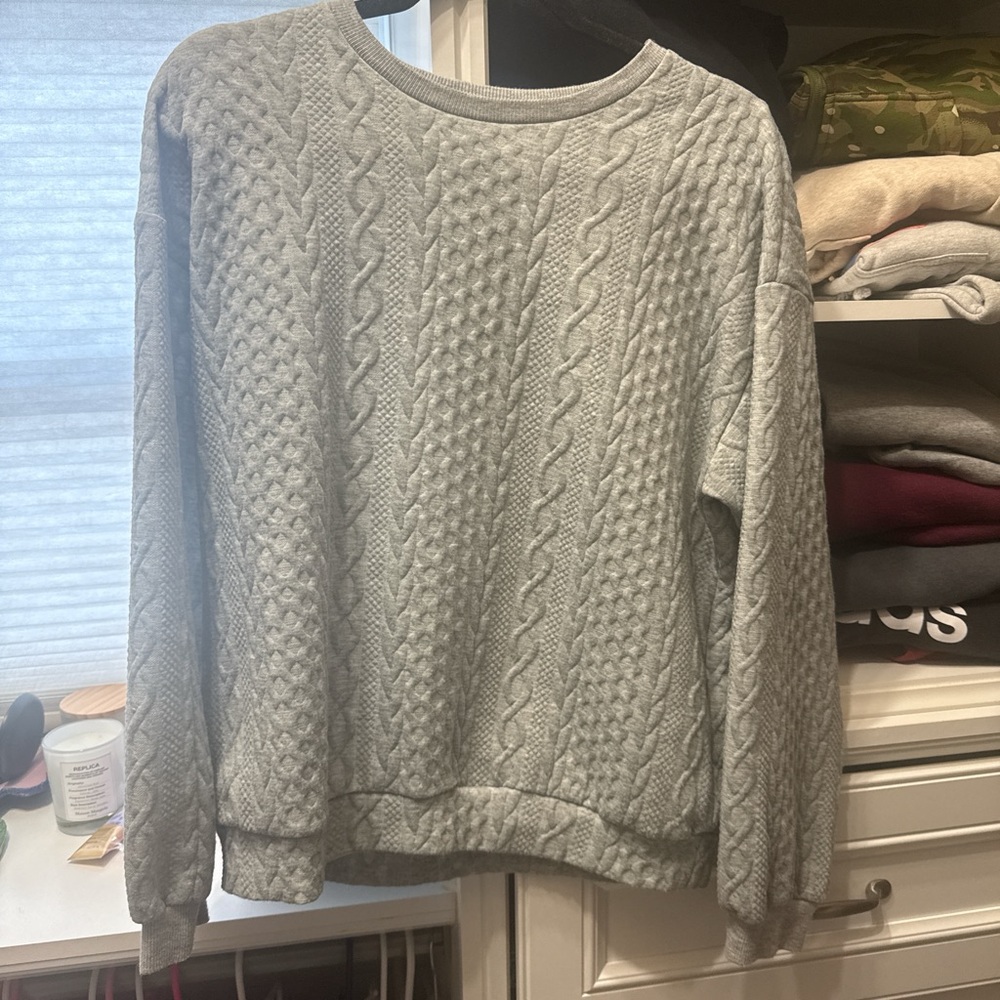 SHEIN Light Gray Cable Knit Sweater